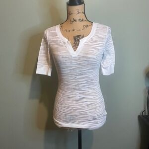 Lei Womens Split Neck Short Sleeve Sheer Lightweight Casual Top White Large